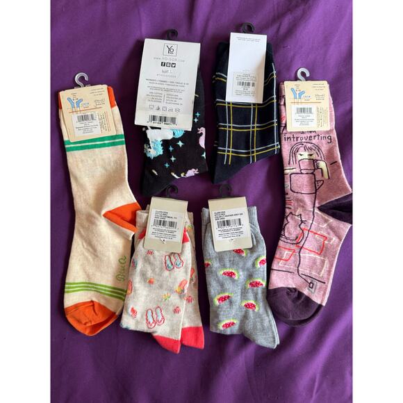 Bundle of 6 pairs crew socks - women's size 5-10 - funny trendy - Picture 2 of 2